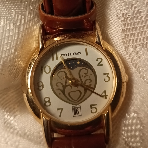 Milan Vintage Moon phase women's watch - Picture 3 of 4